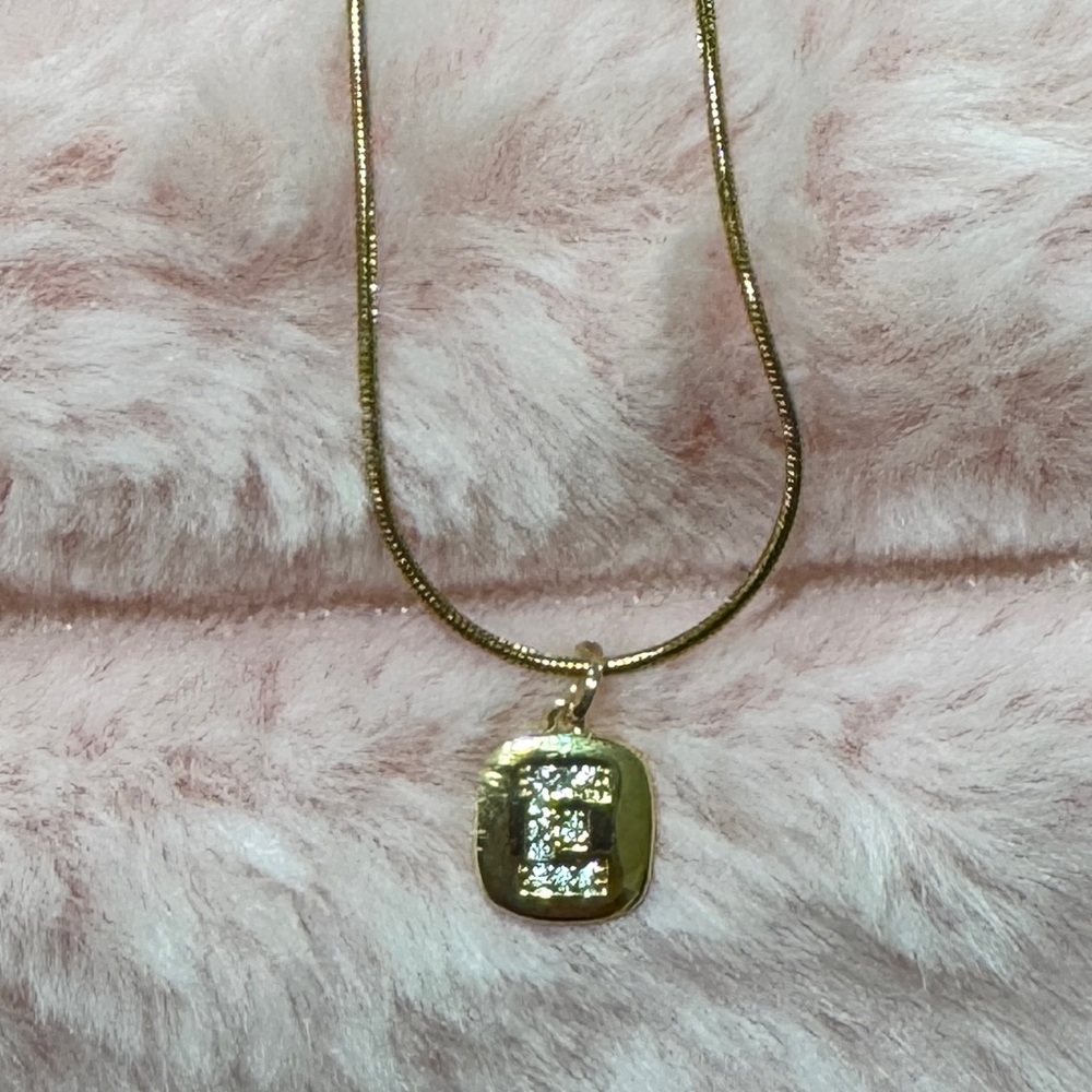 E letter Elegant cubic zirconia stone Gold Necklace